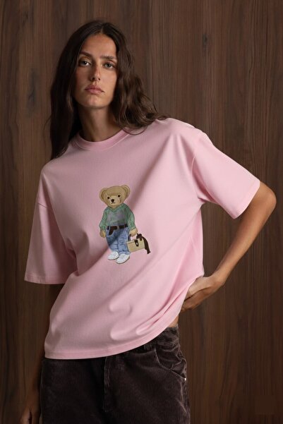The Champ Clothing Women's Oversize T-Shirt Cozy Bear Printed Pink – 100% Cot...