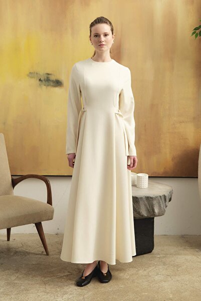 Hooopstore D Buckle Detailed Long Cream Dress