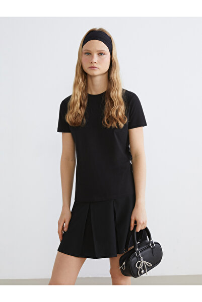 LC Waikiki طاقم الرقبة تي شيرت المرأة