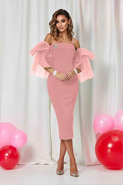 Chanttal ELEGANT DRESS WITH GIFT BROOCH