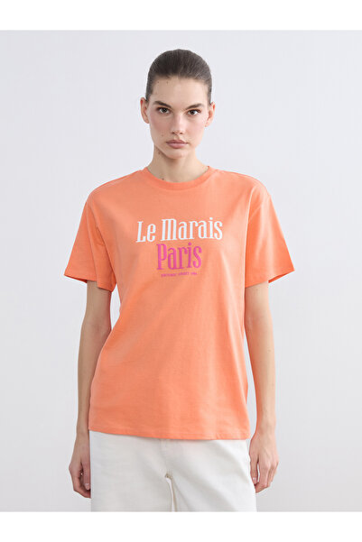 LC Waikiki تيشيرت نسائي برقبة دائرية بطبعة باريس