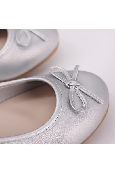 Obaha Shoes, you are a silver masterpiece