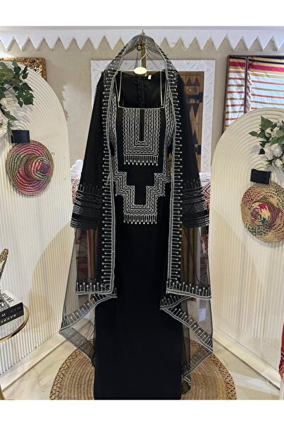 ainaqat aljawhara Hijazi jalabiya