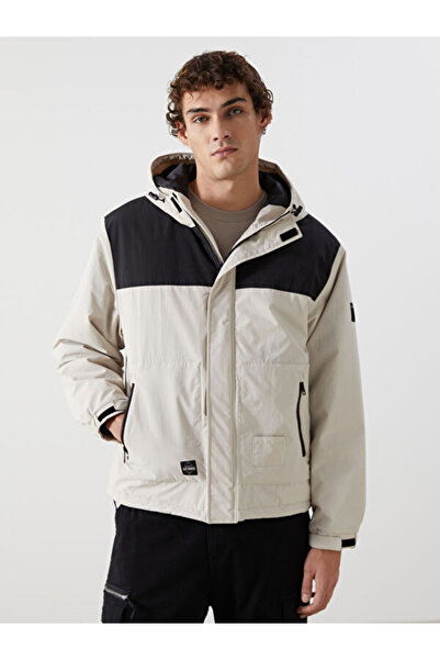 LC Waikiki RMZ GİYİM FARKIYLA معطف رجالي متوسط ​​السماكة بقلنسوة مريح