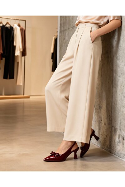 NUG Grace Thin Bow Detailed Classic Patent Leather Thin Heeled Shoes