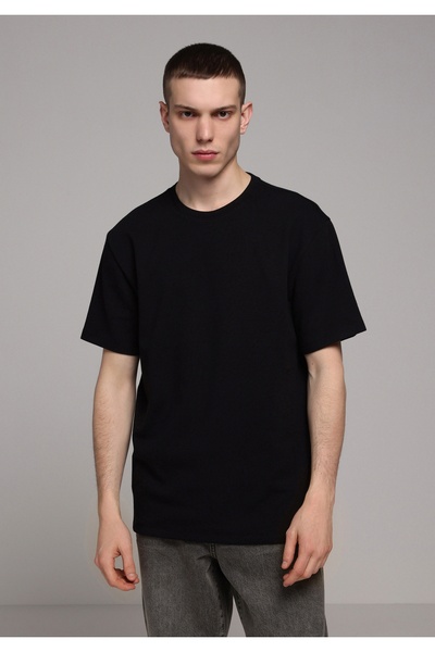 Colin's Comfort Fit Round Neck Plain Men's Black Short Sleeve T-Shirt