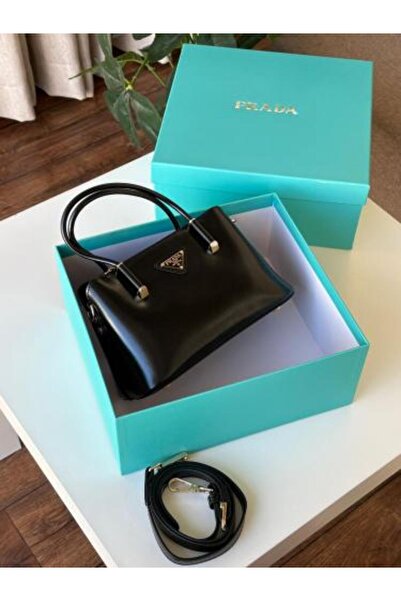 Generic High-quality shoulder bag with accessories