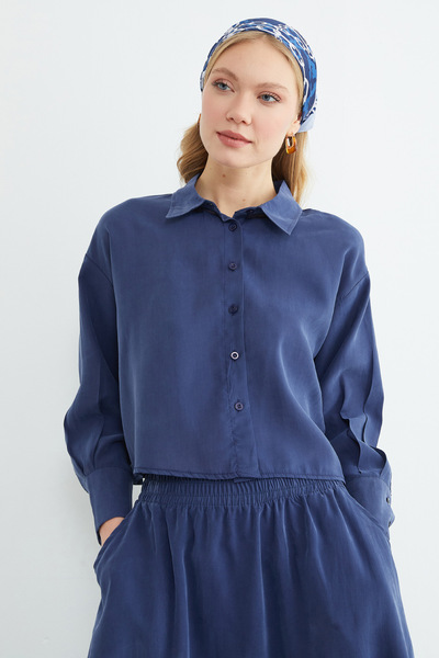Fulla Moda Basic Buttoned Casual Crop Shirt