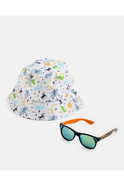 REDTAG طقم نظارات شمسية متنوعة للأولاد من طراز وايفارير مع قبعة (قطعتان)