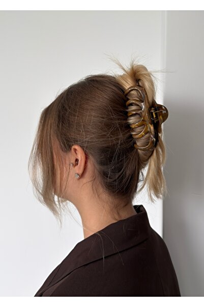 KİLİGİSTANBUL MANDAL TOKA