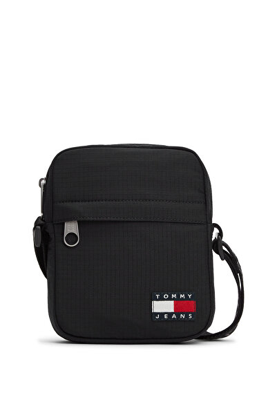 Tommy Jeans بلاك تي جيه إم إيس ديلي ريبستو