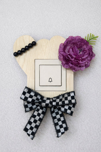 Marrone Decor pentru ușă cu cadru de priză, model cu panglică Mackenzie cu fl...