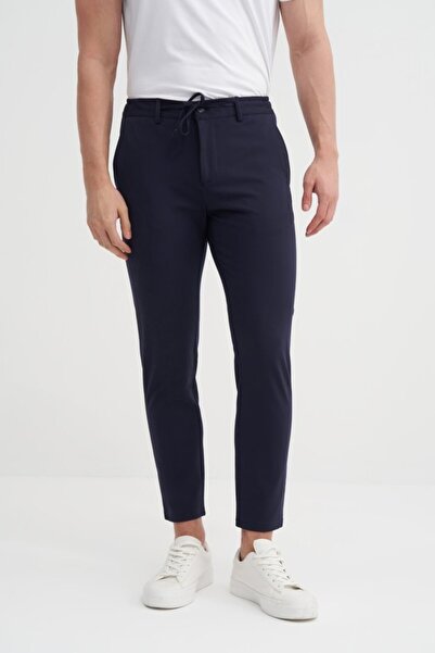 Cazador Pantaloni sport bărbați, croială slim, albastru închis 0270