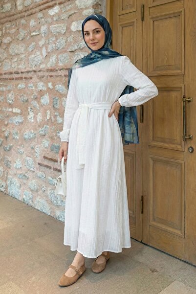 InStyle Casual Belted White Jacquard Dress