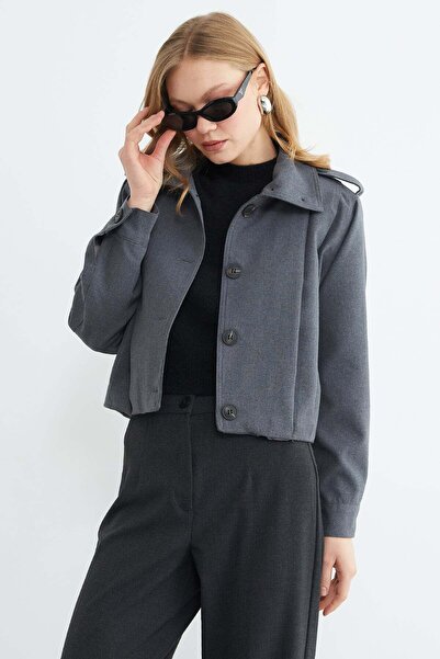 Fulla Moda Buttoned Shirt Collar Pleated Trench Coat