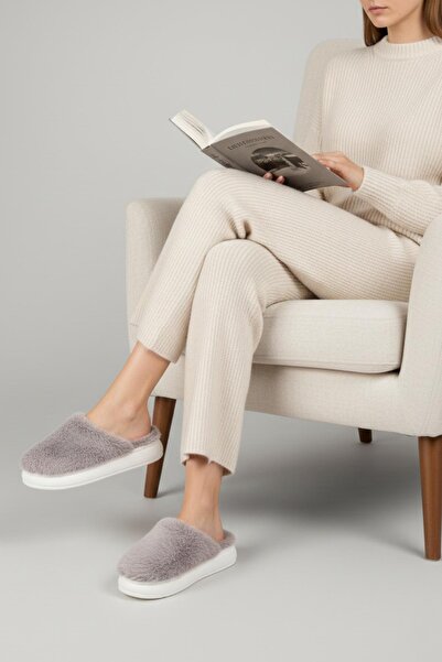 Papuçsepeti Shoe Basket 5075 Women's Plush Winter Home Carpet Guest Slippers