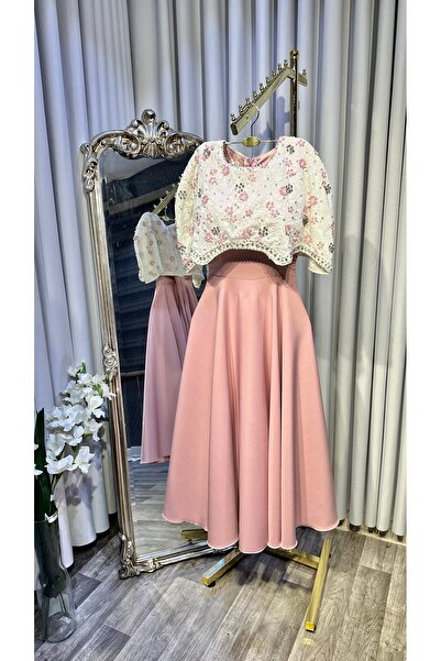 NORA KSA فستان باربي مشجر