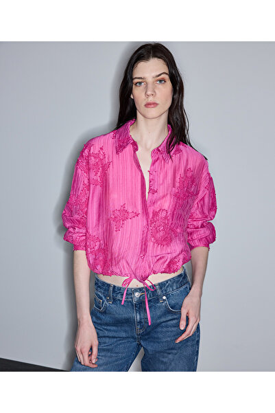 İpekyol Nakış aplikeli gömlek