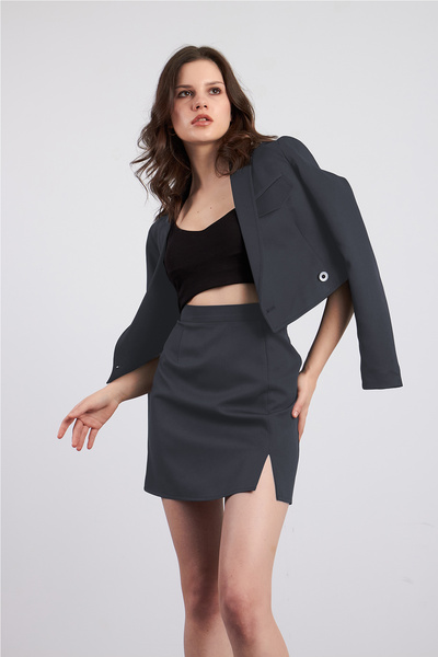 Ortaya Çık Antrasit Yırtmaçlı Kumaş Mini Etek