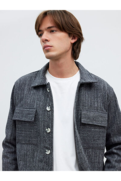 LC Waikiki Rmz Gi̇yi̇m Farkiyla Standart Fit Men's Shirt with Covered Pockets