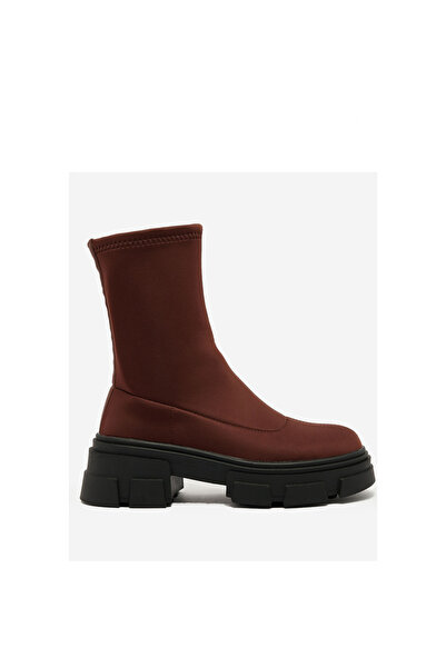 China Women's burgundy boots with thick soles, modern casual style