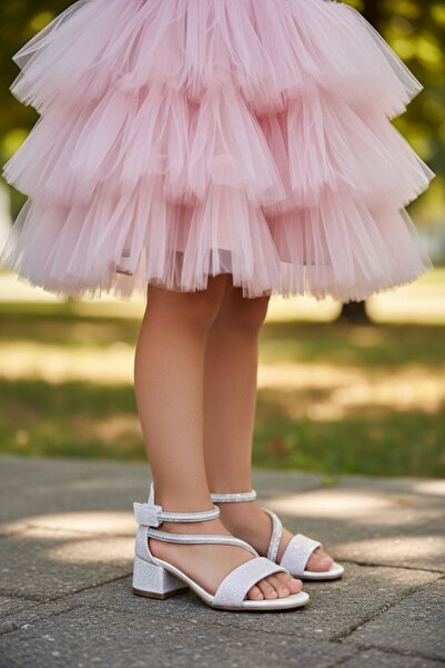 Görkem bebe ayakkabı ve tekstil Дамски вечерни обувки с камъни