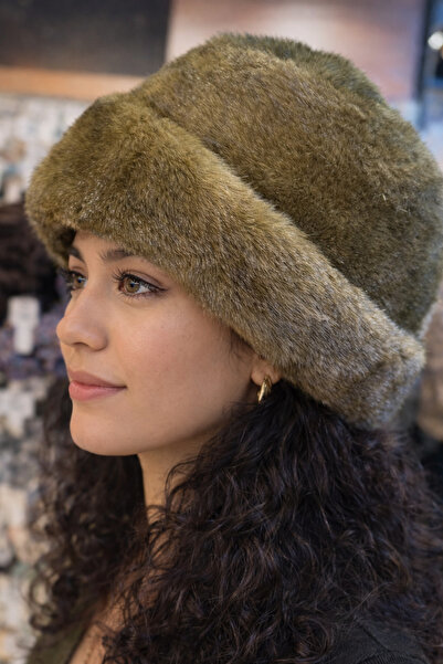 MD Moda Accessories قبعة نسائية من الفرو الناعم – ناعمة الملمس، شتوية، 20×20 سم