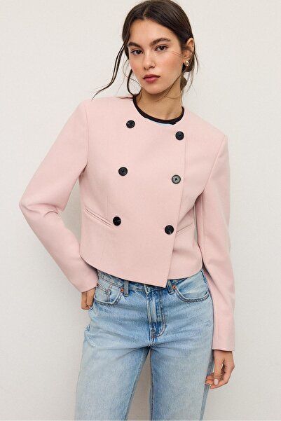 Stradivarius بليزر بقصة قصيرة بياقة دائرية