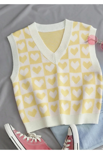MetuCA Women's Yellow and White Checkered and Heart Patterned V-Neck Knitwear...