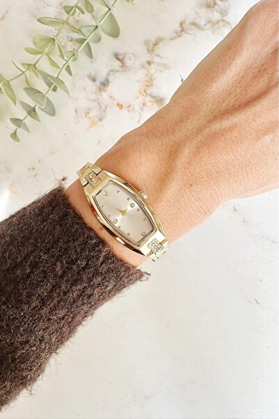OQQO Aris Gold Minimal Stone Women's Wristwatch