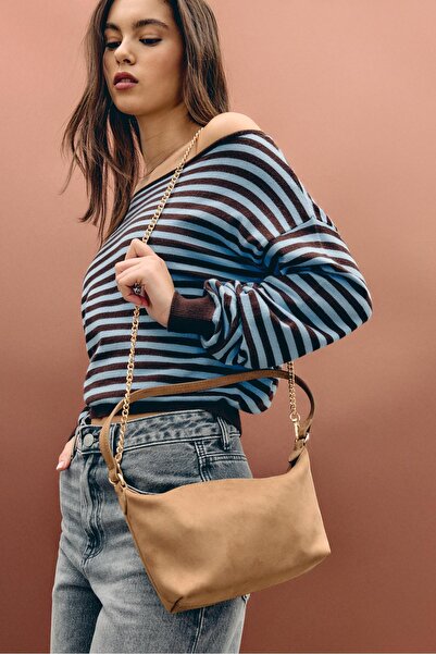 Stradivarius Yumuşak dokunuşlu çapraz askılı çanta