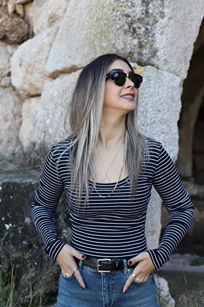 bytugcekaya Black and white striped ribbed oval neck blouse