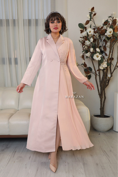 Warazan A dress with half pleats and ruffles