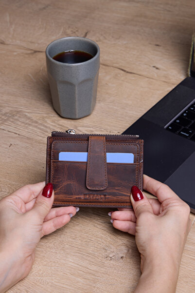 Lysande Genuine Leather Women's Card Holder Wallet with Coin Compartment, 7 C...