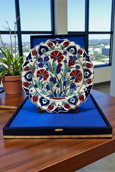 YOOS Kadife Kutulu 30Cm Özel Samur İşçiliği Kütahya Çinisi Karanfil Motifli Ç...