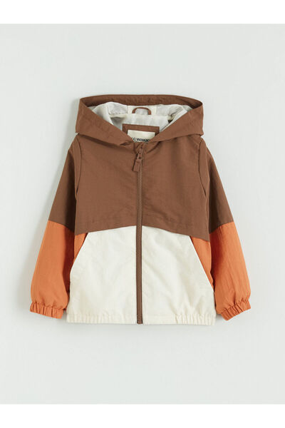 LC Waikiki معطف بني اللون للأولاد مع غطاء للرأس