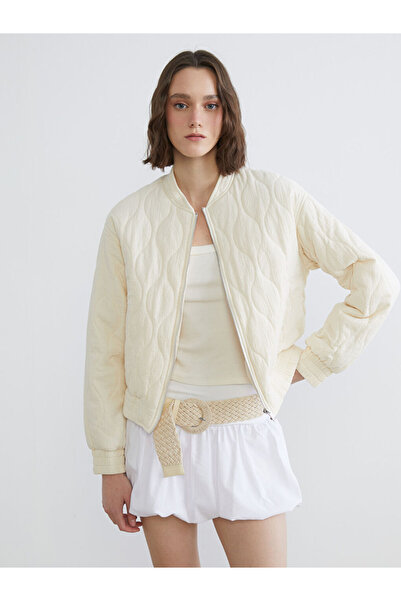 LC Waikiki Palton de damă Ecru College Collar matlasat supradimensionat