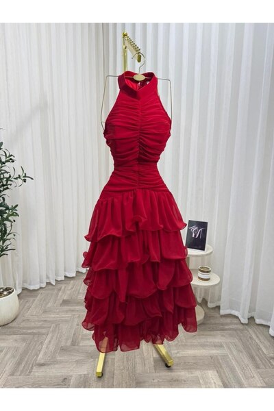 ZAYNAFASHIONSA Reem Al Bawadi's stunning dress