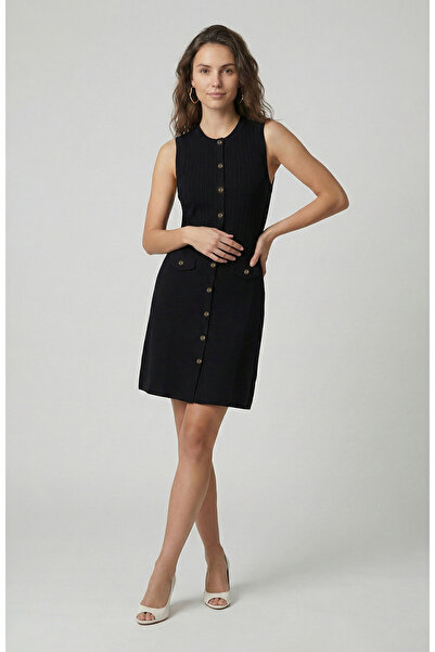 Network Siyah Kolsuz Düğme Detaylı Elbise