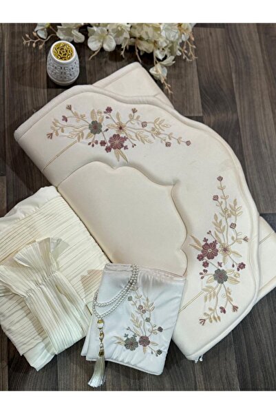 NudeNova New embroidered foam prayer mat set for Ramadan 2026