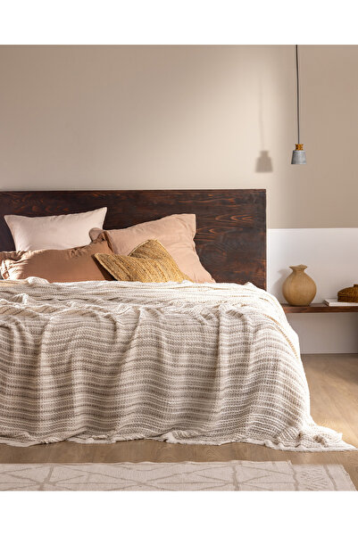 Madame Coco Marinos Double Bedspread - Gray