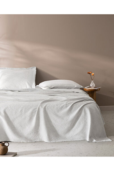 Madame Coco Esther King Size 100% Cotton Bedspread - White