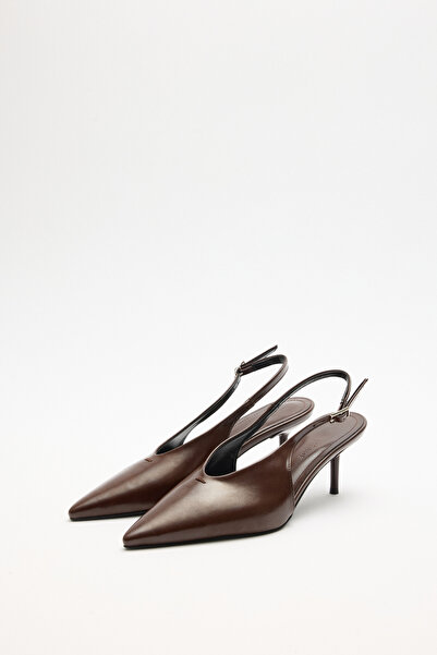 LUTVELIZADE Topuklu 2505 - Sivri Burun Dekolteli Acı Kahve Kadın Topuklu