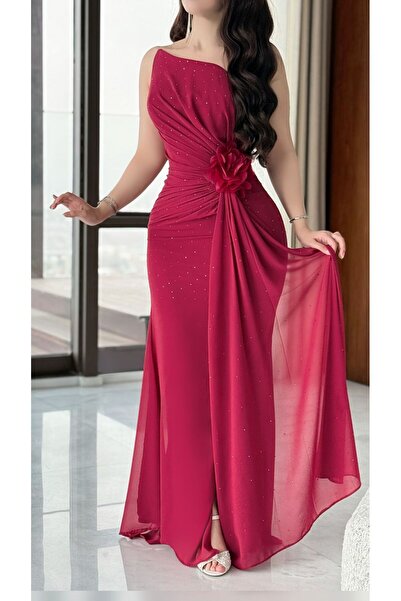 Warazan Evening dress with a shimmer and rose detail