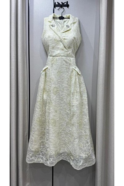 styleekone Soft lace midi dress