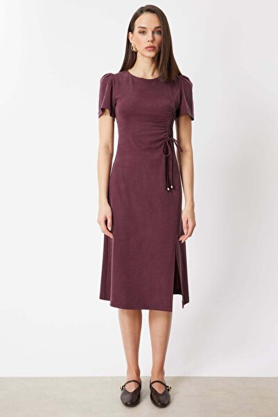 ON Büzgü Detaylı Yırtmaçlı Midi Boy Elbise