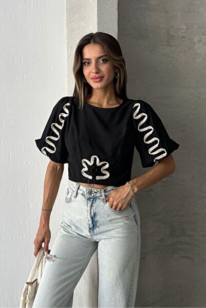 TOPSHOW Women's short blouse with unique embroidery - Made in Turkey