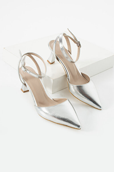 guijarro Women's Metallic Pointed Toe Goblet Heeled Shoes - Stylish Ankle Str...