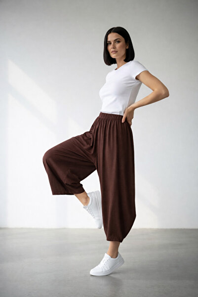 Vireo Club Women's Bitter Brown Barrel Fit Elastic Pants