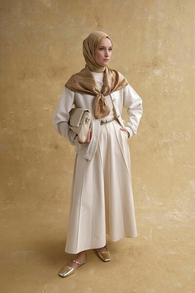 Armine Sim Detaylı Bomber Ceket Beyaz